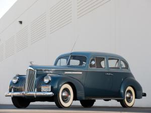 Packard 120 Touring Sedan 1941 года